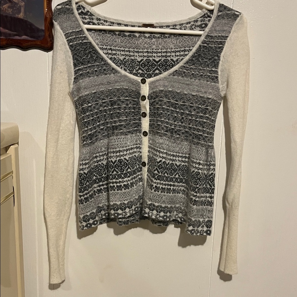 Free People Gray and White Patterned Button-Down Top